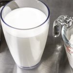 Белок коровьего молока содержит: казеин, альбумин, глобулин